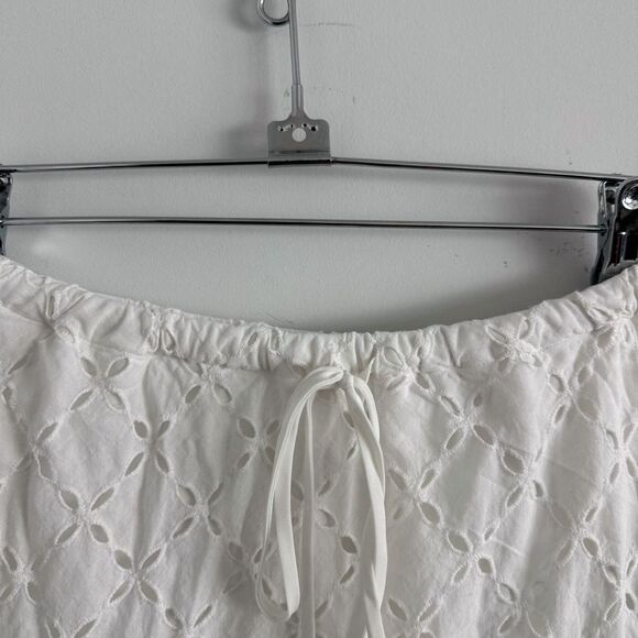 NIA the Label Cedar Skirt in White - Picture 4 of 8